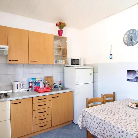 Apartmán By The Sea Stomorska, Solta - 8650